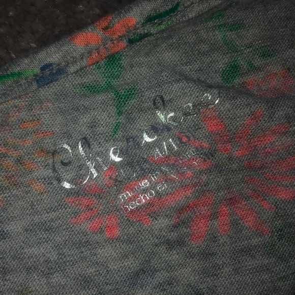 Cherokee Hello Spring Tee - Picture 4 of 4